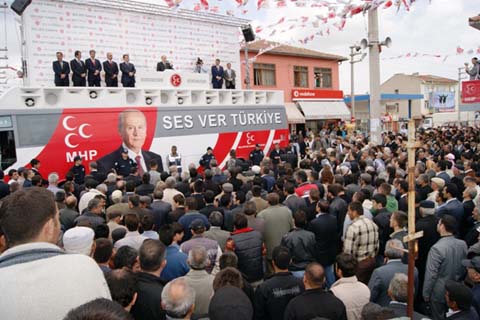 MHP lideri Dr. Devlet Bahçeli Çerkeşte 10