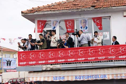 MHP lideri Dr. Devlet Bahçeli Çerkeşte 13