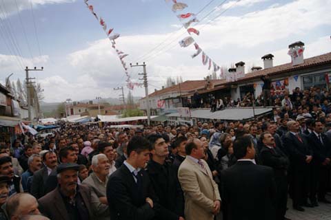 MHP lideri Dr. Devlet Bahçeli Çerkeşte 2