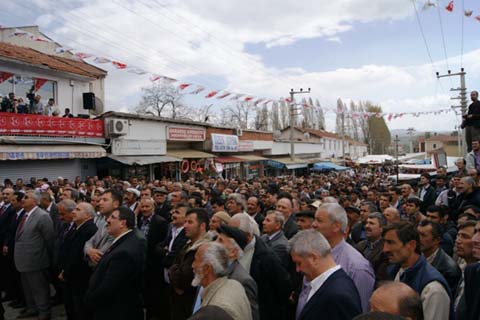 MHP lideri Dr. Devlet Bahçeli Çerkeşte 9