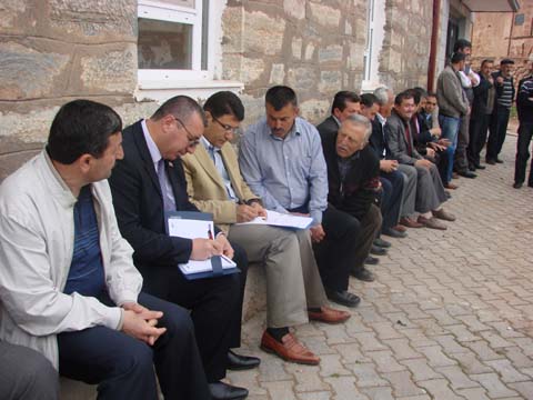 Ak Partili adaylar bir kez daha Yapraklıda 1