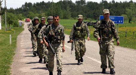 Ilgazda sıcak operasyon: 1 ölü, 1 yaralı 4