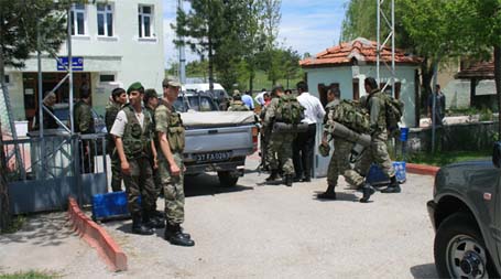 Ilgazda sıcak operasyon: 1 ölü, 1 yaralı 6