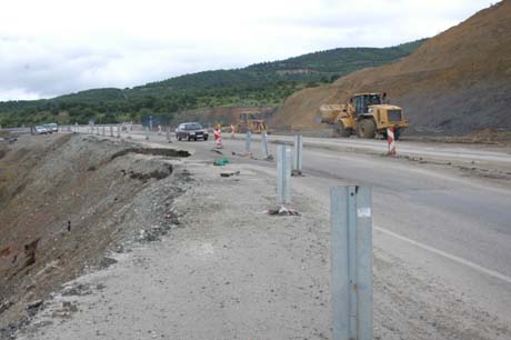 İndağındaki duble yol canlı canlı kayıyor 10