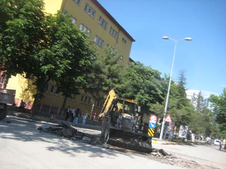 Başbakan geliyor ya, her yol paris! 7