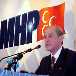KONDAnın anketinde MHP ve BDP baraj altında