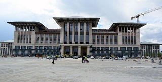 Ak Saray zamları