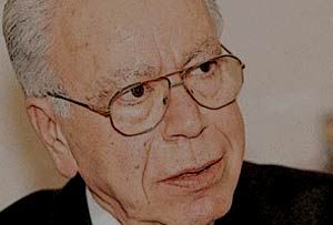 Mahir Kaynak vefat etti