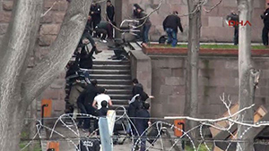 Ankara Üniversitesi Dil ve Tarih-Coğrafya fakültesinde kavga