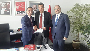 Kadir Gökmen Öğüt bir kez daha aday