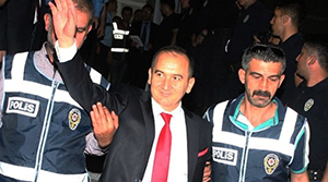 MİT TIR'larıyla ilgili 4 savcı ve 1 subaya tutuklama