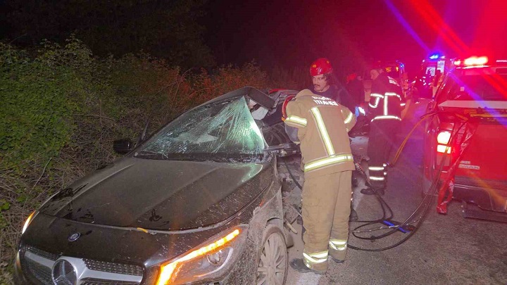 Bursa’da feci kaza... Otomobil ile cip çarpıştı: 3 ölü, 1 yaralı