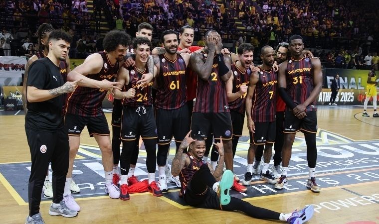 Galatasaray Şampiyonlar Ligi'nde güle oynaya finalde!