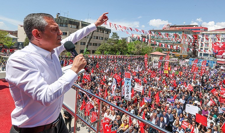 CHP lideri Özgür Özel: Terörsüz Türkiye'ye 'evet' diyoruz
