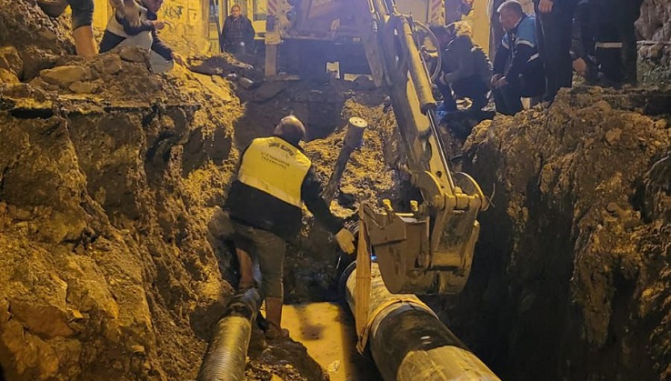 Çankırı'da 'su hattı yenileme' çalışmasına 'kaya' engeli