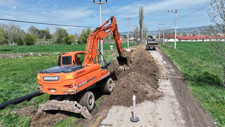 Çerkeş'te 'altyapı' çalışmaları hız kesmeden devam ediyor
