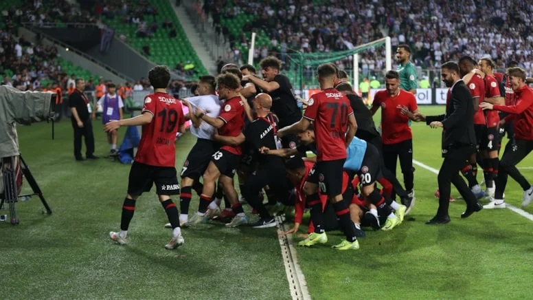 Süper Lige yükselen takım Fatih Karagümrük oldu