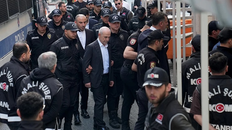 CHP'li Belediye Başkanları adliyeye sevkedildi
