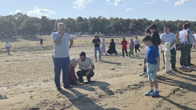 İznik Gölü’ne giren iki kuzenin cansız bedenlerine ulaşıldı