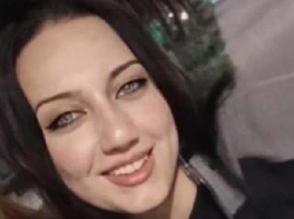 Akhisar'da kan donduran cinayet: Kızını boğarak öldürdü!