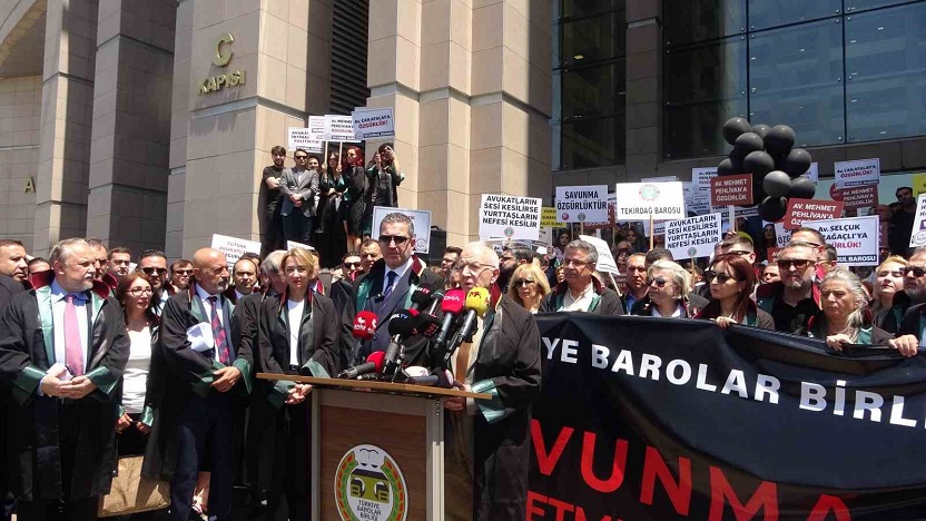 Avukatlardan Çağlayan Adliyesi'nde 'Pehlivan' protestosu