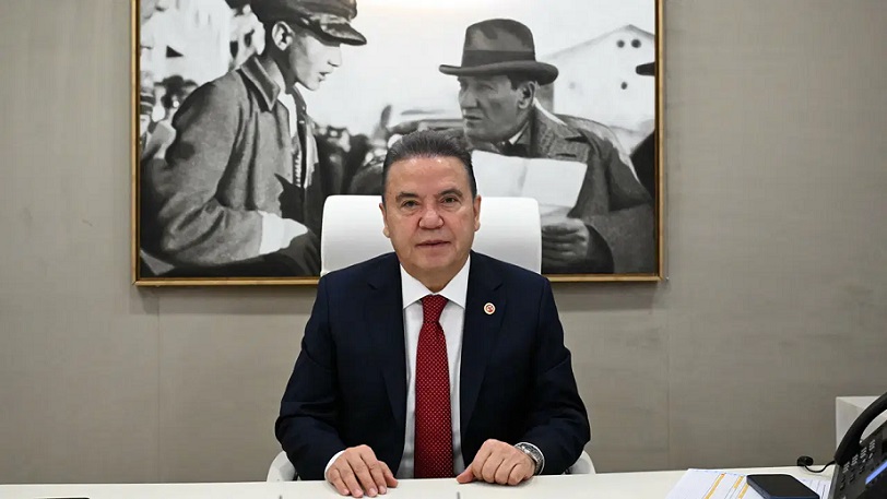 Muhittin Böcek, gazeteci İsmail Saymaz'ın gündeme getirdiği 'etkin pişmanlık' iddiasını yalanladı