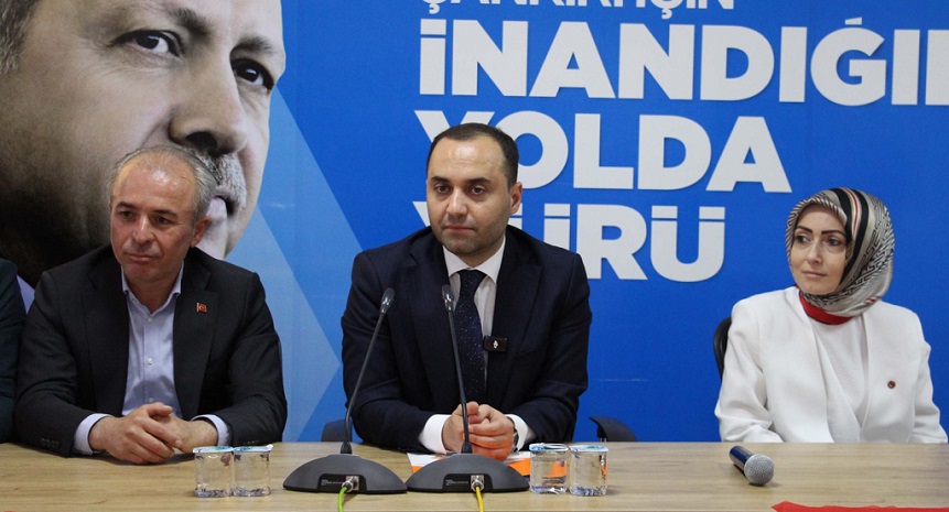 AK Parti teşkilatları 'Terörsüz Türkiye'yi seçmene anlatmak için sokağa çıkıyor