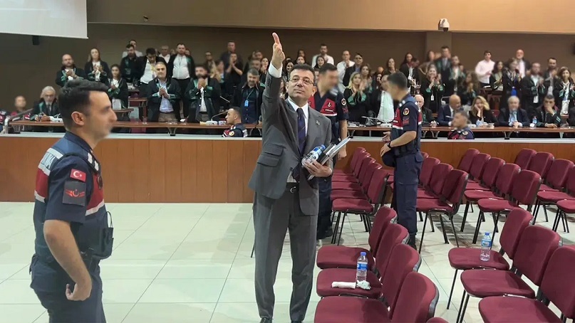 Tutuklu İBB Başkanı İmamoğlu: Siyasi gelecekleri için gençleri hapse atmaktan çekinmeyenler gidecek