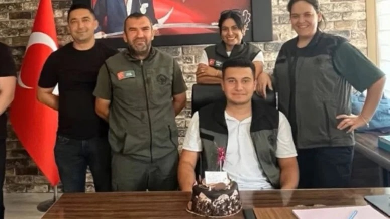 Ülke 10 şehidine ağlarken AKP'li başkanın oğlu Orman Müdürlüğü'nde doğum günü kutladı