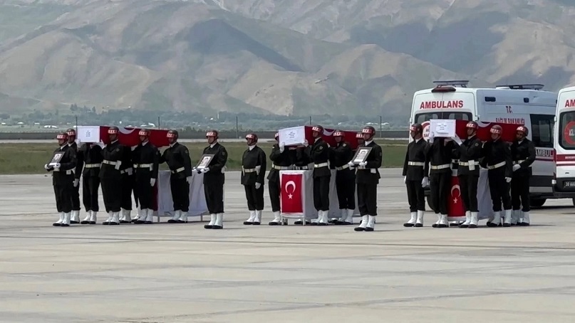 MSB'den 12 şehitle ilgili şaşırtan açıklama