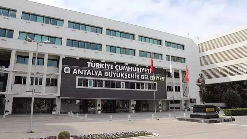 Antalya Büyükşehir Belediyesi'ne operasyon! 17 gözaltı