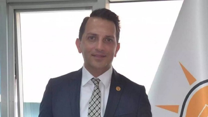 İhracı istenen Mücahit Birinci AKP'den istifa etti!