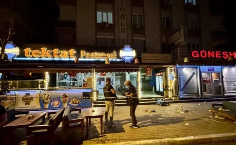 Antalya'da Oda Başkanı, kadın personeli ile arkadaşını öldürdü! İntihar etti