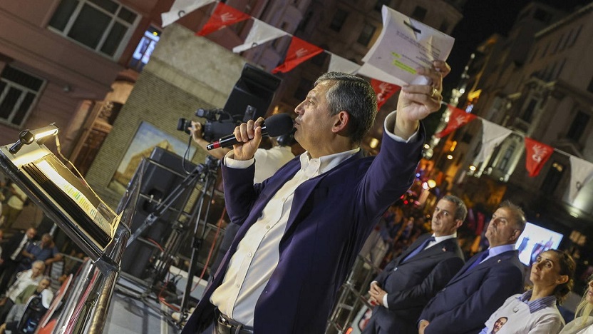 Özgür Özel: Erdoğan İBB Başkanı'yken 24 asgari ücret huzur hakkı alıyordu