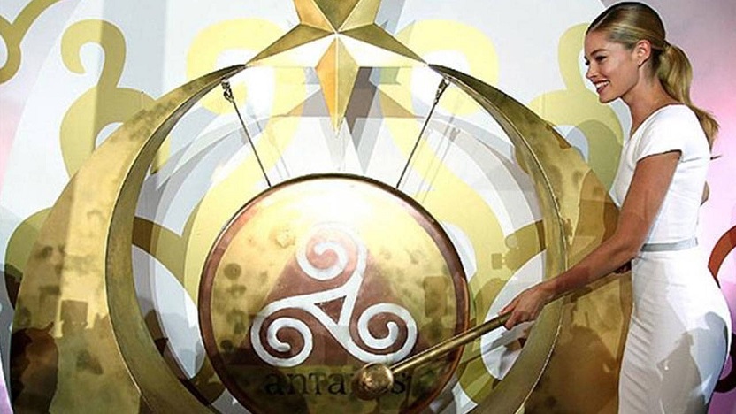 Melih Gökçek döneminde gong çalarak 41 milyon lira alan manken kim?