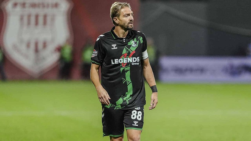 Caner Erkin takım arkadaşını tokatladı, kırmızıyı gördü!