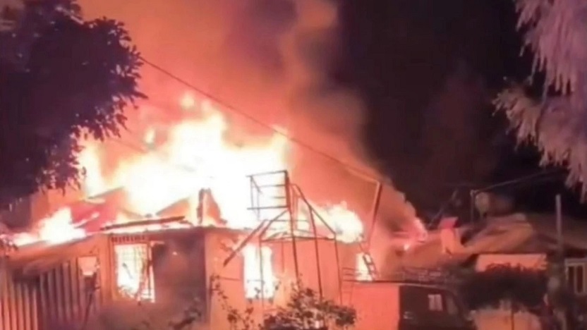 Mersin'deki yangında nene ve torun can verdi