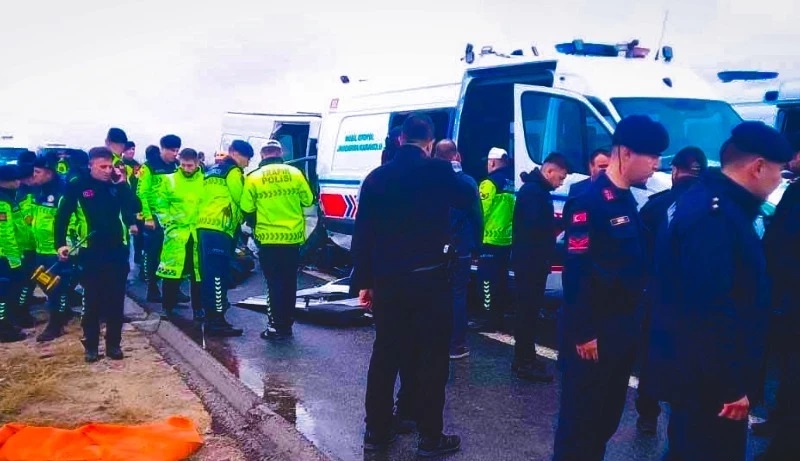 Aksaray’da otoyolda kaza: 2 asker şehit, 1 sivil öldü