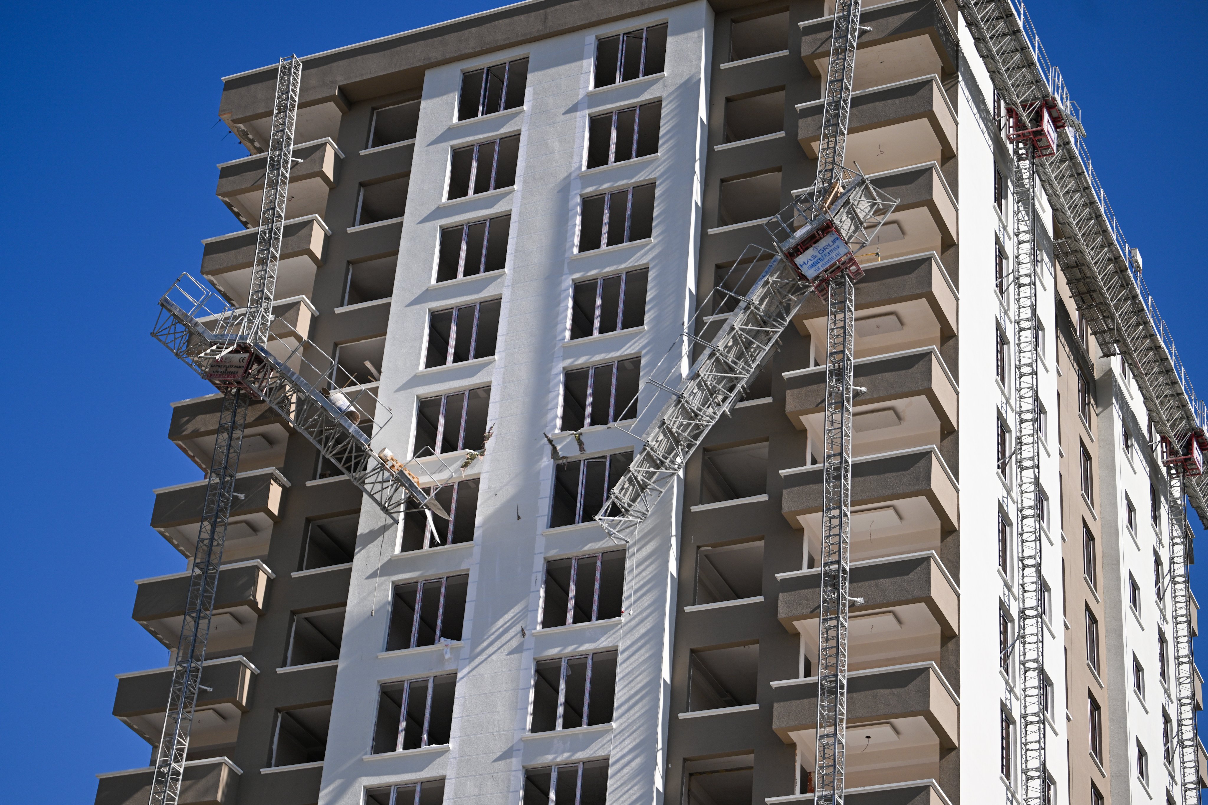 Ankara'da iş cinayeti: Yük asansörü ikiye ayrıldı, 2 işçi yaşamını yitirdi