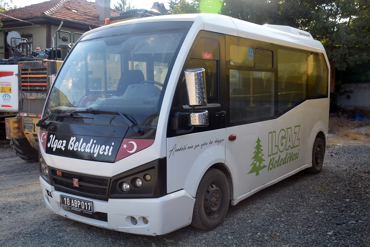 Ilgaz Belediyesi kullanım dışı bıraktığı 5 aracını satışa çıkardı