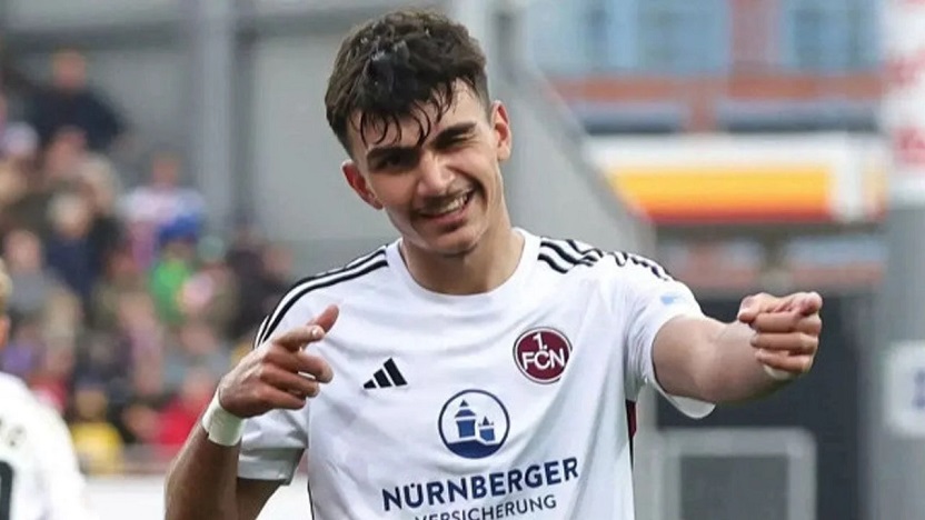 Can Uzun'a tehdit gibi mesaj! Almanların ay yıldız hazımsızlığı