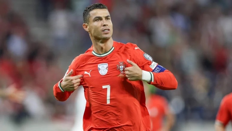 Ronaldo Macaristan'a iki gol attı, bir rekoru daha kırdı!