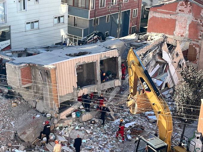 Gebze'de anne ile babanın da cansız bedenlerine ulaşıldı!