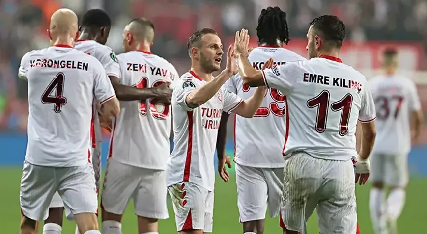 Samsunspor Konferans Ligi'nde Hamrun'u 3-0'la geçti