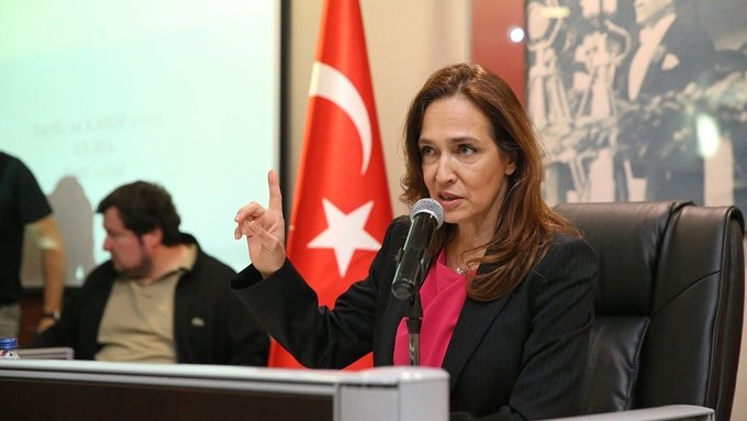 CHP'li Karşıyaka Belediye Başkanı gözyaşları içinde tehdit edildiğini açıkladı