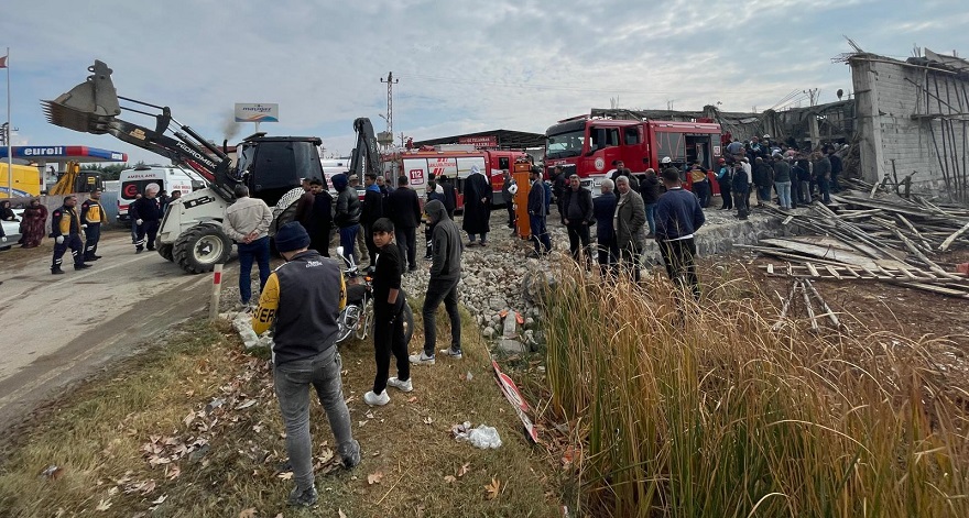 Şanlıurfa'da iki işçi göçük altında kaldı