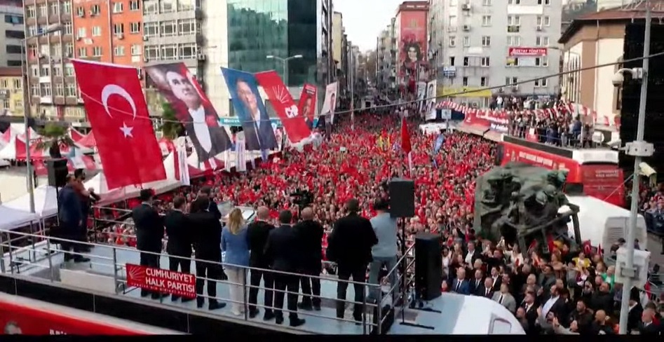 Onbinler Zonguldak meydanında... CHP'nin 72'nci mitingi