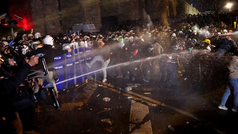 Saraçhane protestolarını takip eden 7 gazeteciye 'beraat'