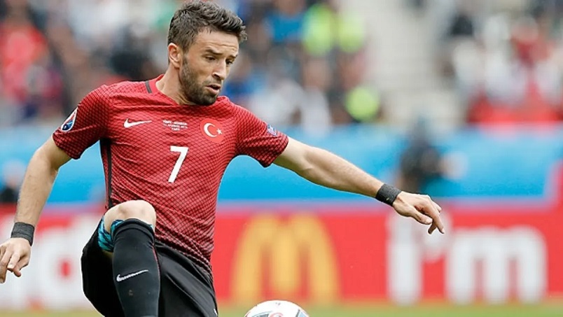 Eski Fenerbahçeli milli futbolcu Gökhan Gönül dahil 12 isim gözaltına alındı