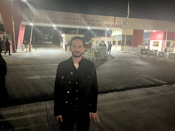 201 gündür tutuklu gazeteci Furkan Karabay özgür